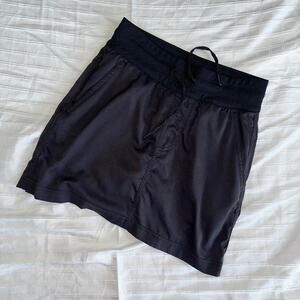 Xs North Face skirt